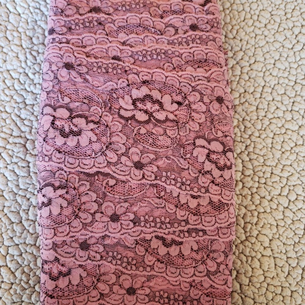 Chantilly Lace Trim - 4" wide - Dusty Pink with black accent - Floral - 3 Yards